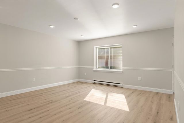 100 Place Ln 169, Woburn, MA 01801
