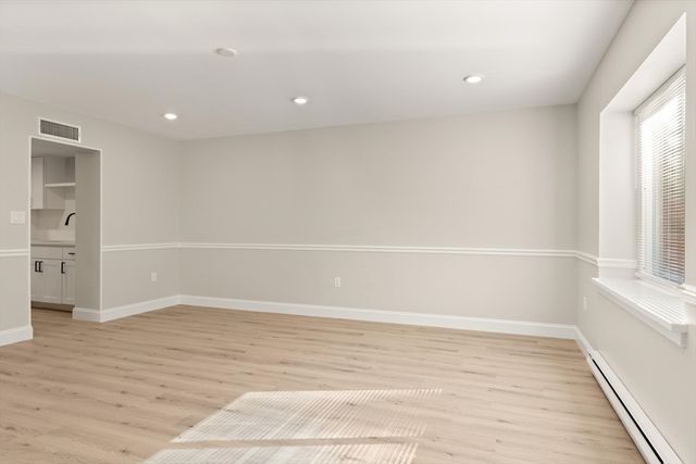 100 Place Ln 169, Woburn, MA 01801