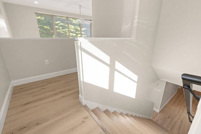100 Place Ln 169, Woburn, MA 01801