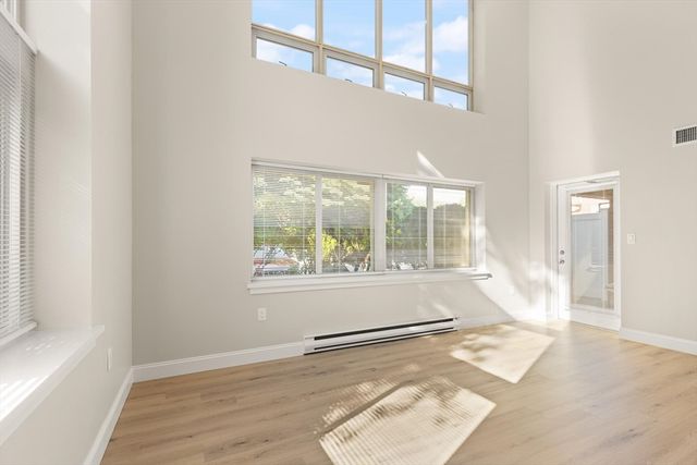 100 Place Ln 169, Woburn, MA 01801