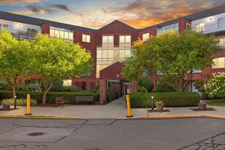 100 Place Ln 169, Woburn, MA 01801
