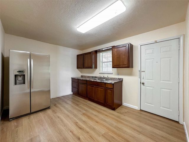 12816 Mykawa Road, Brookside, TX 77581