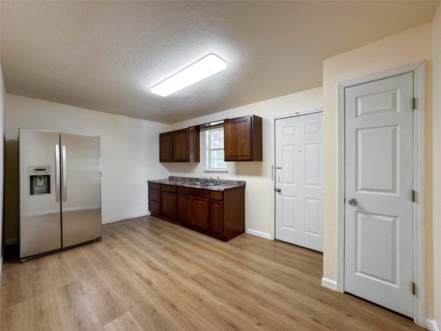 12816 Mykawa Road, Brookside, TX 77581