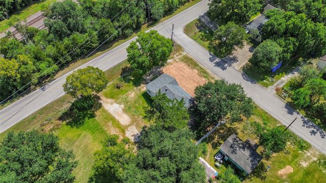 12816 Mykawa Road, Brookside, TX 77581