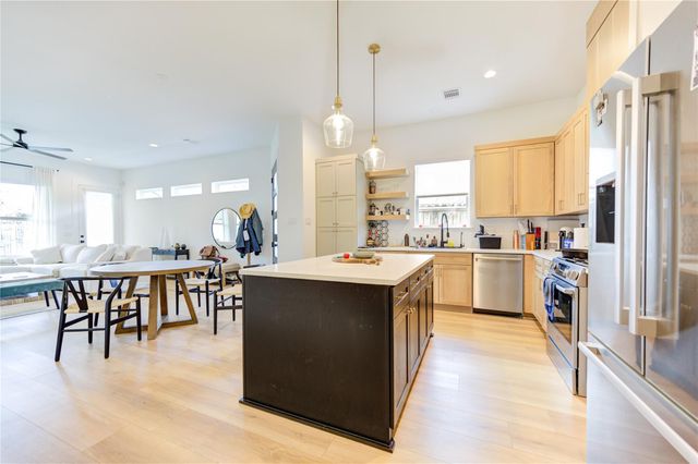 18 Sidney Street A, Houston, TX 77003