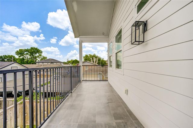 18 Sidney Street A, Houston, TX 77003