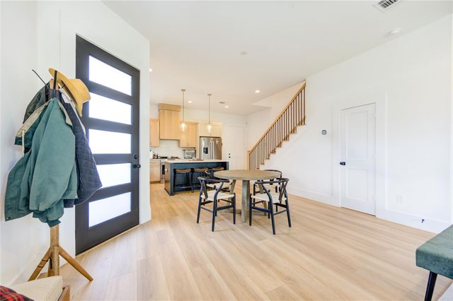 18 Sidney Street A, Houston, TX 77003