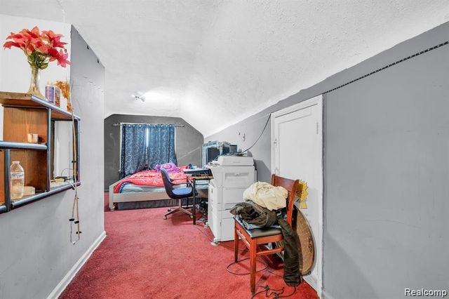 6839 Rosemont Avenue, Detroit, MI 48228