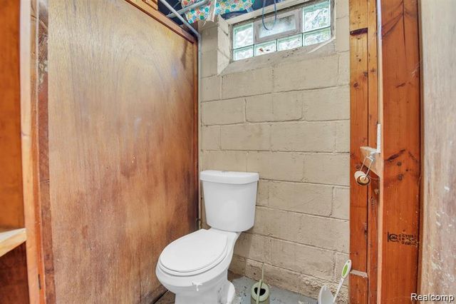 6839 Rosemont Avenue, Detroit, MI 48228