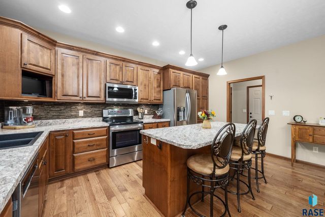 4213 S Orchid Ave Avenue, Sioux Falls, SD 57110