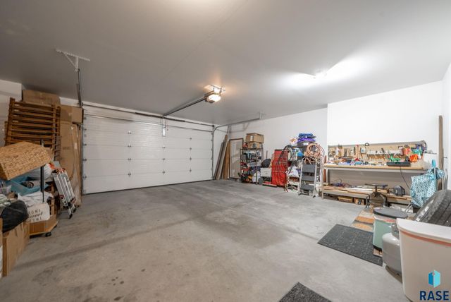 4213 S Orchid Ave Avenue, Sioux Falls, SD 57110