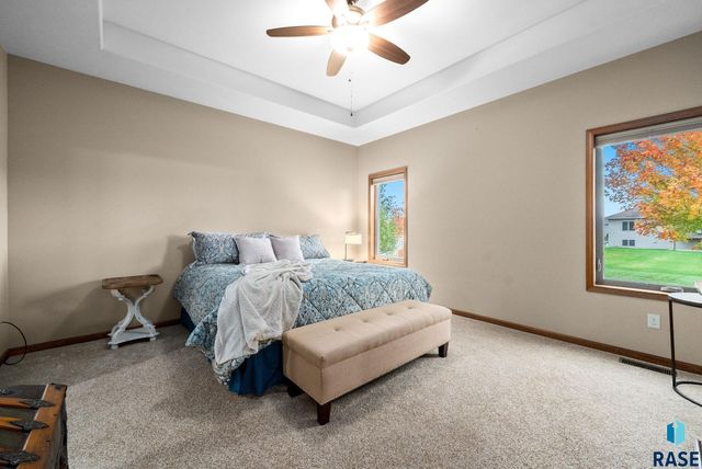 4213 S Orchid Ave Avenue, Sioux Falls, SD 57110