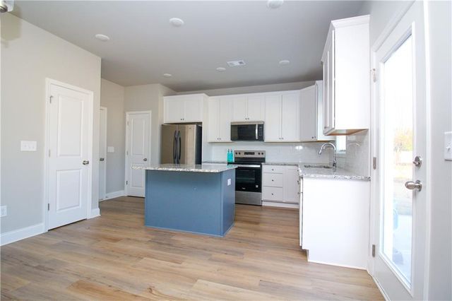 96 Boogies Run, Commerce, GA 30529