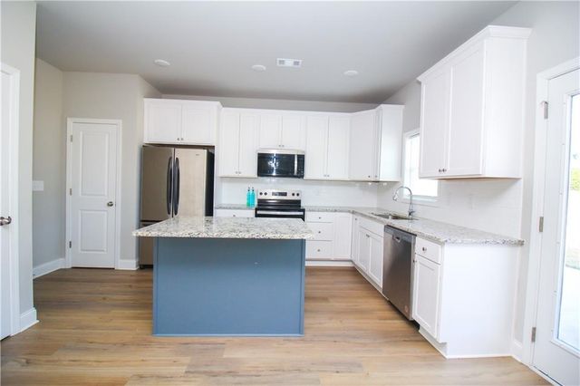 96 Boogies Run, Commerce, GA 30529