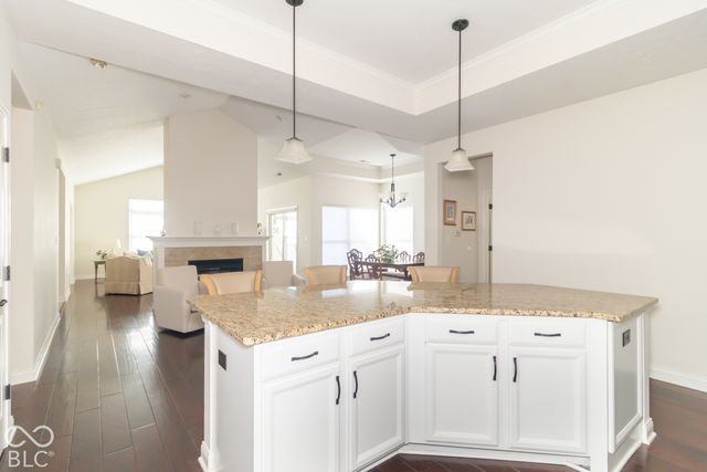 13907 Rue Charlot Lane 27, Mccordsville, IN 46055