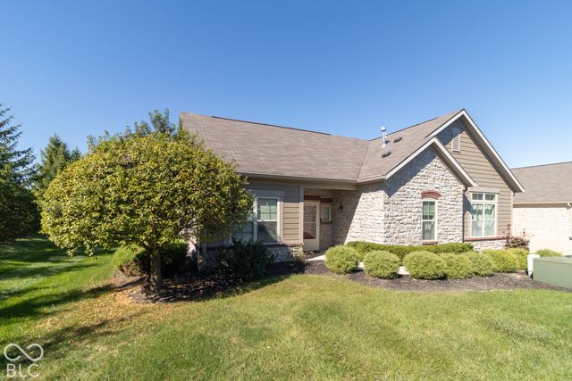 13907 Rue Charlot Lane 27, Mccordsville, IN 46055