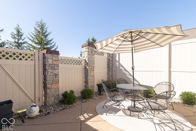 13907 Rue Charlot Lane 27, Mccordsville, IN 46055