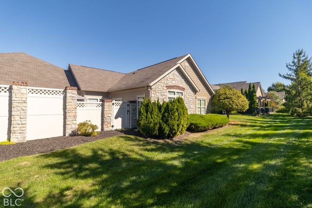 13907 Rue Charlot Lane 27, Mccordsville, IN 46055