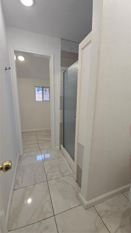 421 Sidney Street 1, Houston, TX 77003