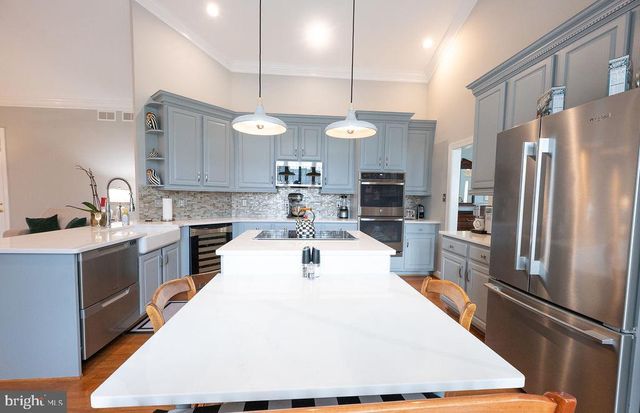 20283 ISLAND VIEW CT, Sterling, VA 20165