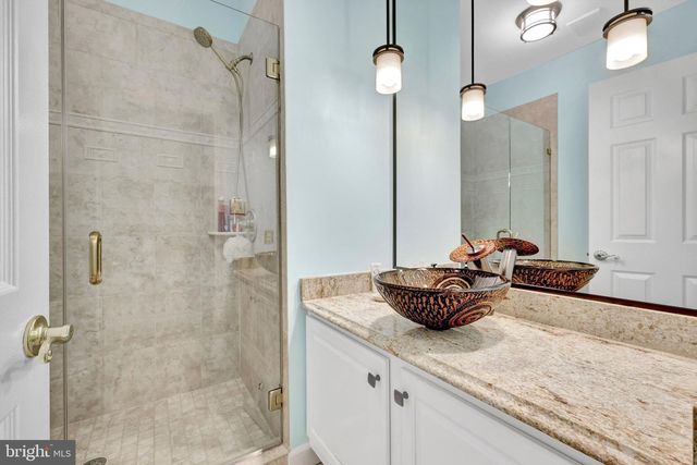 20283 ISLAND VIEW CT, Sterling, VA 20165