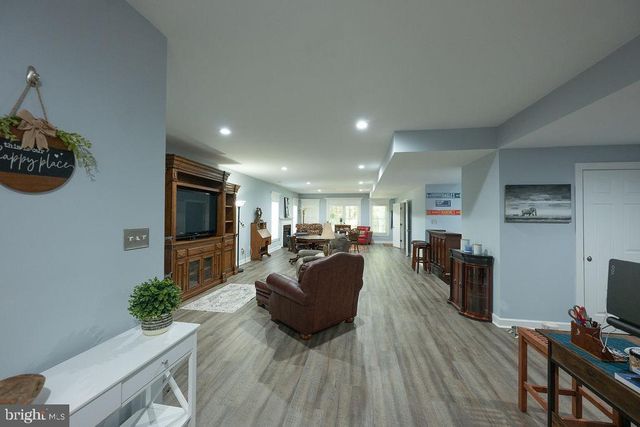 20283 ISLAND VIEW CT, Sterling, VA 20165