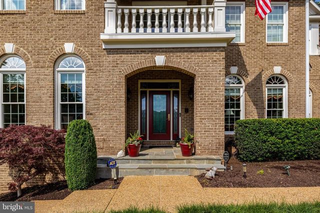 20283 ISLAND VIEW CT, Sterling, VA 20165