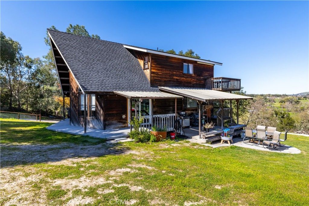 Image 1 of property listing at 9101 La Paz, Atascadero, CA 93422