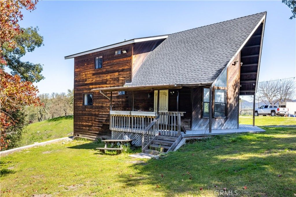 Image 3 of property listing at 9101 La Paz, Atascadero, CA 93422