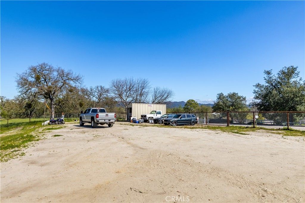 Image 36 of property listing at 9101 La Paz, Atascadero, CA 93422