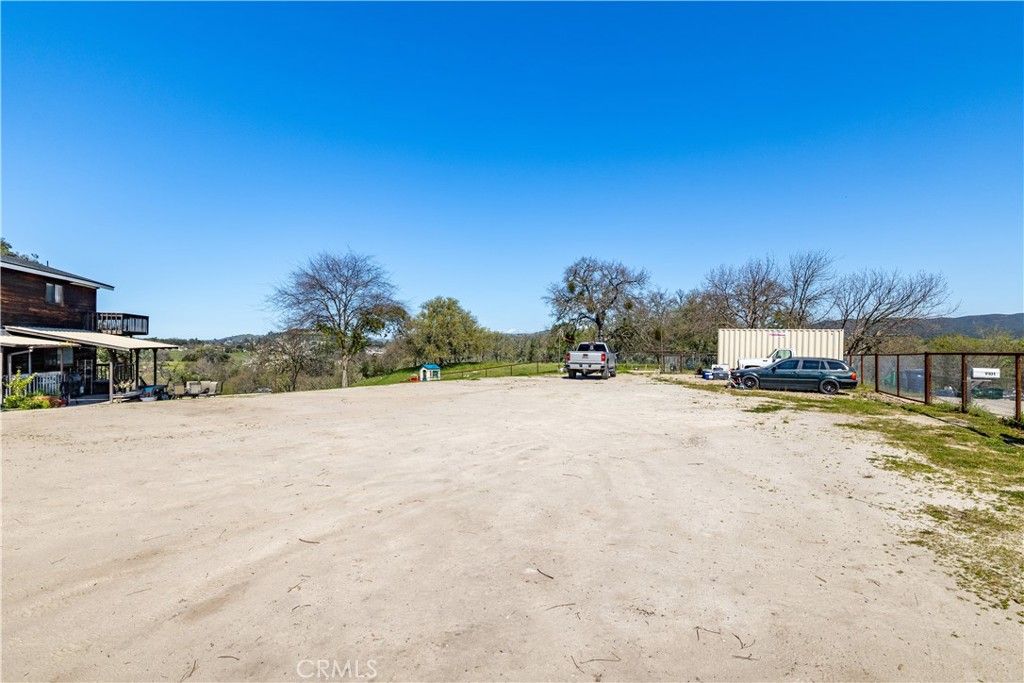 Image 37 of property listing at 9101 La Paz, Atascadero, CA 93422