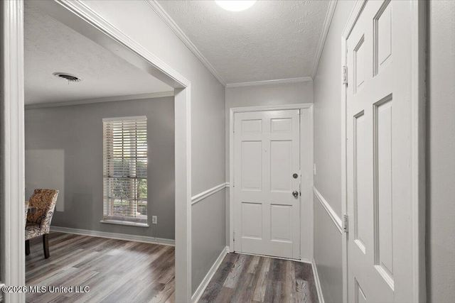 1204 Deerfield Lane, Jackson, MS 39211