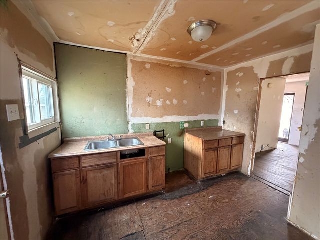 2907 Wilton Avenue, Dallas, TX 75211