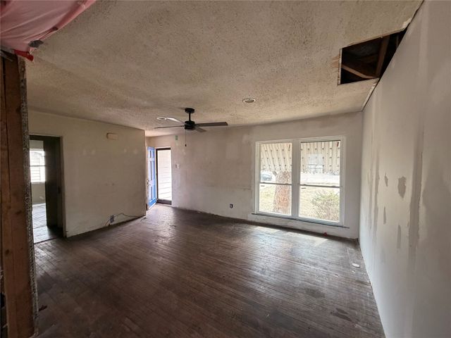 2907 Wilton Avenue, Dallas, TX 75211