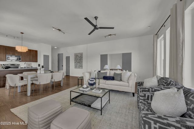 314 Davis Street Unit 301, Wilmington, NC 28401