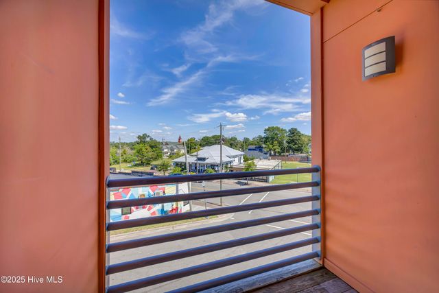 314 Davis Street Unit 301, Wilmington, NC 28401