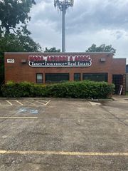4613 E R L Thornton Freeway, Dallas, TX 75223