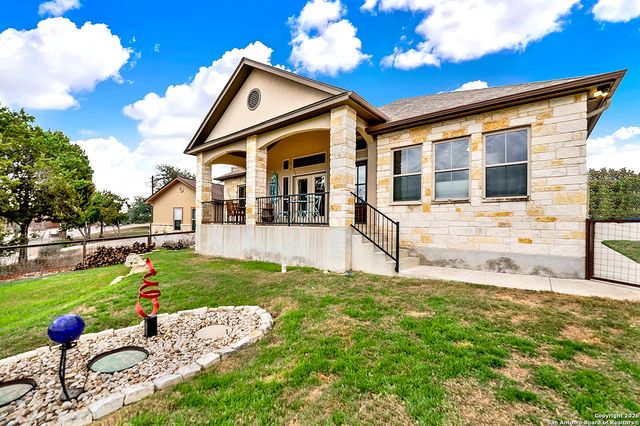 543 Airline, Canyon Lake, TX 78133