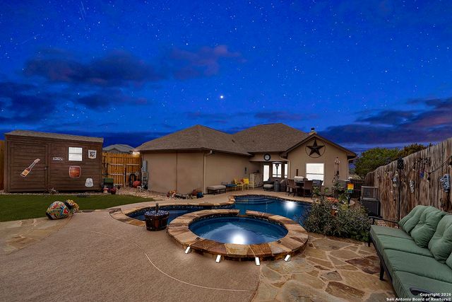 543 Airline, Canyon Lake, TX 78133