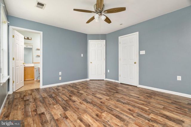 12 QUINCE TREE DR, Martinsburg, WV 25403