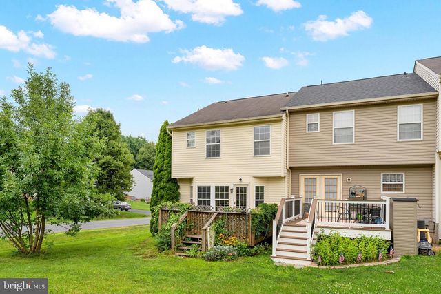 12 QUINCE TREE DR, Martinsburg, WV 25403