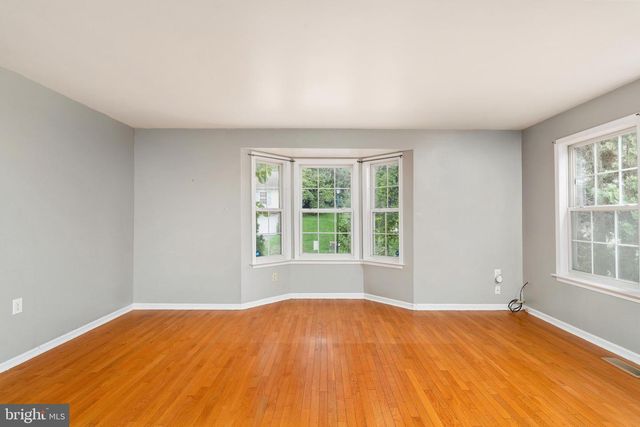 12 QUINCE TREE DR, Martinsburg, WV 25403