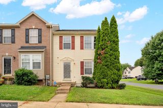 12 QUINCE TREE DR, Martinsburg, WV 25403