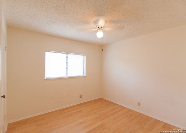 7054 AUTUMN PARK, San Antonio, TX 78249