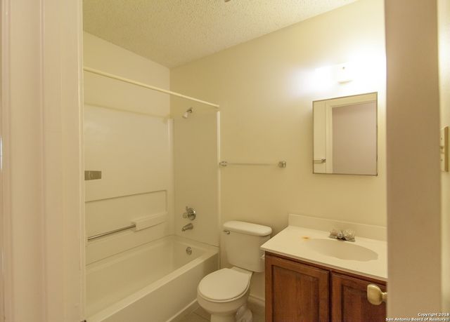 7054 AUTUMN PARK, San Antonio, TX 78249