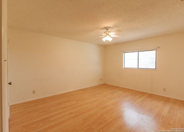 7054 AUTUMN PARK, San Antonio, TX 78249