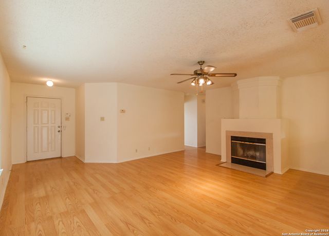7054 AUTUMN PARK, San Antonio, TX 78249