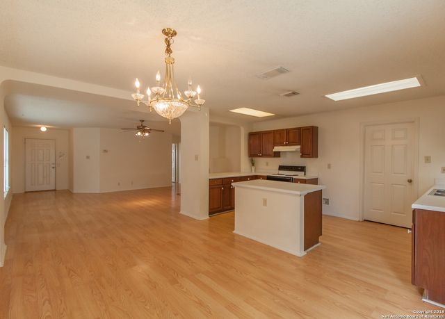 7054 AUTUMN PARK, San Antonio, TX 78249