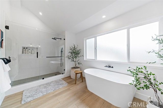 2925 W Oak, Burbank, CA 91505