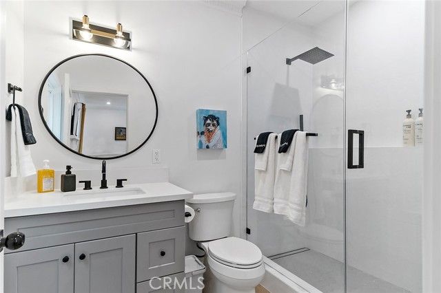 2925 W Oak, Burbank, CA 91505